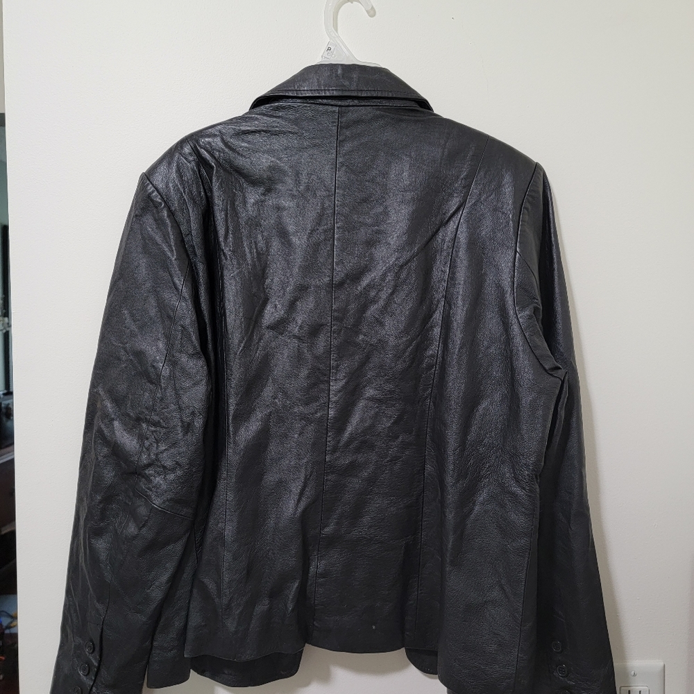 Leather jacket - Picture 2 of 2